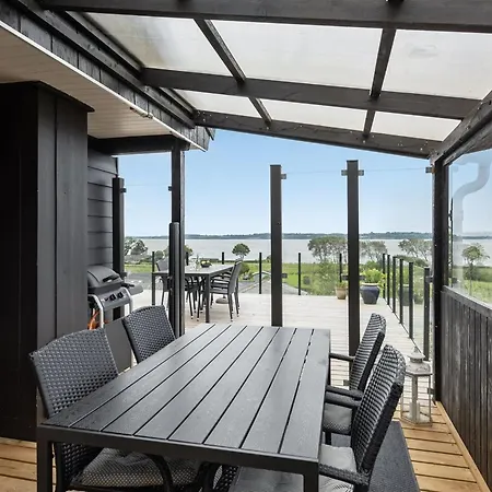 Karli - 330m To The Fjord By Interhome 奥本罗