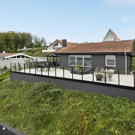Karli - 330m To The Fjord By Interhome Feriehus *